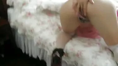 Sarışın Annette Schwartz bir oyuncak ile onu delik matkaplar türk erotik porno