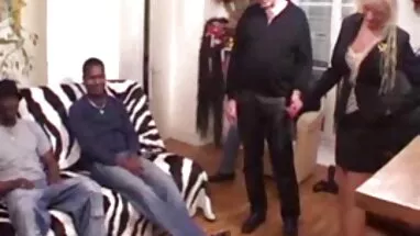 Bambi bir fahişe eski türk seks filmleri olduğunu