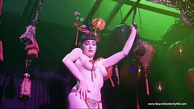 Bir oyuncak ile mavi kedi Anita türk sex erotik adam
